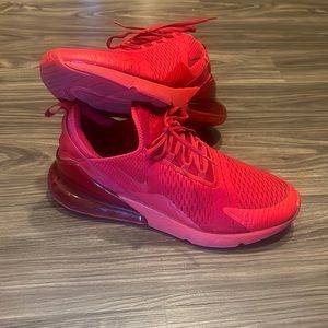 NIKE Men’s Air Max 270 in red